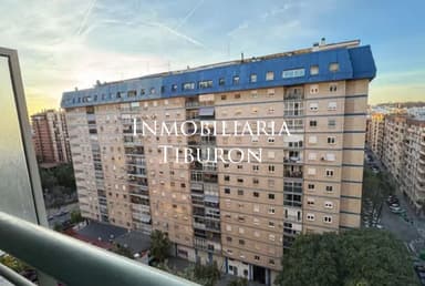 Аренда квартиры в Валенсии, 1500€ в месяц, 90 м², 3 комнаты