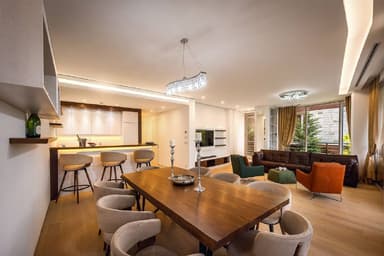 Годовая аренда с видом на море в Будве - 4,500 €/месяц, 2 спальни и 170 м²