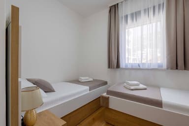 Аренда квартиры с двумя спальнями в Бечичи - 1300 EUR - Виды на море и горы