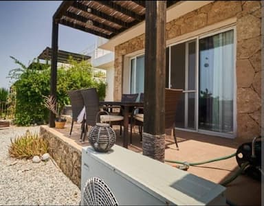 Квартира с видом на море в Эсентепе за 99,500 EUR