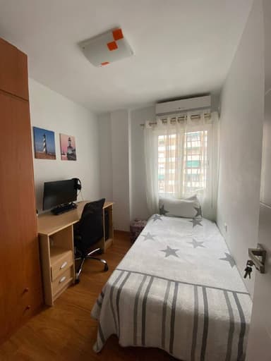 Квартира в аренду в Аликанте - 1500 EUR/мес с 3 спальнями