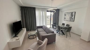 Аренда современных апартаментов с 2 спальнями в Universal, Пафос - 1,600 EUR в месяц