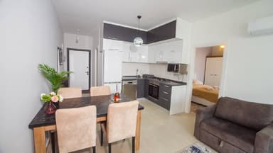 Аренда 11 Caesar Resort - 5 спальных мест с видом на Pantheon всего за 80