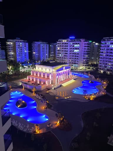 Аренда 11 Caesar Resort - 5 спальных мест с видом на Pantheon всего за 80