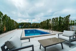 Аренда виллы в Близикуче - 4 спальни, бассейн, комфорт только за 3.900€/мес!