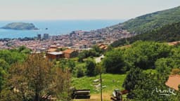 Продаётся участок 525 м² в Будве с панорамным видом на море за 140000 EUR