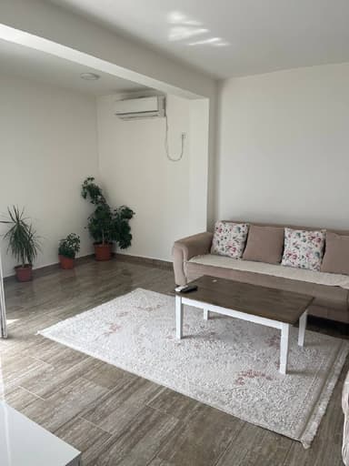 Сдаётся квартира с 3 спальнями и видом на горы в Баре за 800 EUR в месяц