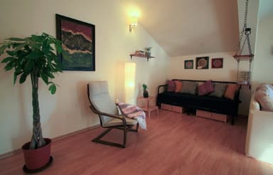 Квартира с 2 спальнями и видом на море в Дженовичи за €800 в месяц