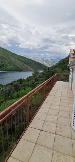 Аренда квартиры в Тивате с 2 спальнями за 800 EUR в месяц