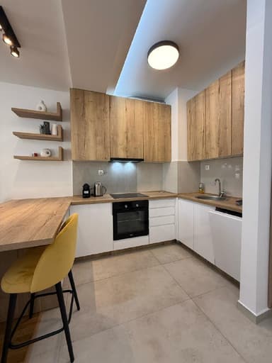 Квартира в Бечичи с новой мебелью - 700 EUR в месяц