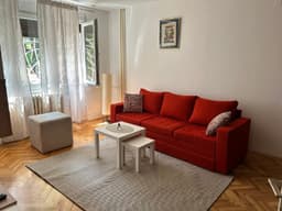 Светлая квартира в Voždovac с новой мебелью за 400