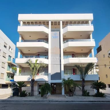 Аренда 3-комнатной квартиры в Неаполисе с видом на море всего за 2800 EUR