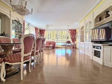 Квартира с 4 спальнями в Бенидорме за 685000 EUR - Отличная инвестиция!
