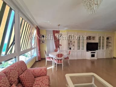 Квартира с 4 спальнями в Бенидорме за 685000 EUR - Отличная инвестиция!