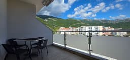 Светлая квартира с 2 спальнями и видом на море в Бечичах — только 100 EUR/сут.