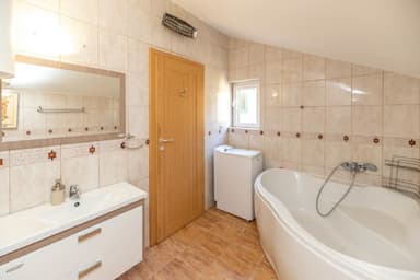 Продается квартира в Герцег-Новом с видом на море за 140.000 евро!